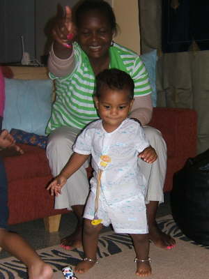 2005_1003(003) - Here we "walk"